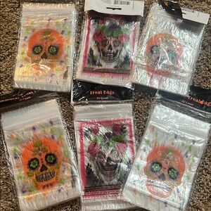 Day of the Dead Treat Bags - Multicolor. 6 sets of 30.